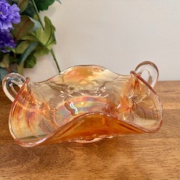 Vintage Marigold Carnival Glass Bowl with Double Handles – Iridescent‎ Elegance - Picture 3 of 6